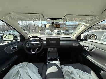 Электротранспорт: Электромобиль Kaiyi Q05, кроссовер, белый цвет кузова. Основные — 7