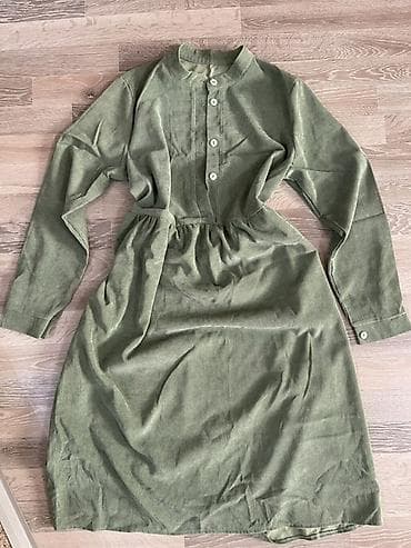 кара шым: Разгрузка гардероба. Все вещи забирайте за 2500 сом.
Отдельно по 500 — 5