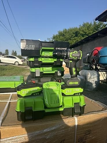 Аккумуляторный шуруповёрт SHUTOKO 21V - Питание: литиевая батарея 21V