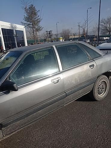 Audi 100: 1986 г., 2 л, Механика, Бензин, Седан