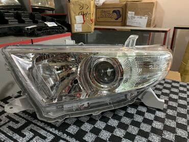 запчасти на тойота хайлендер: Передняя левая фара Toyota — 1