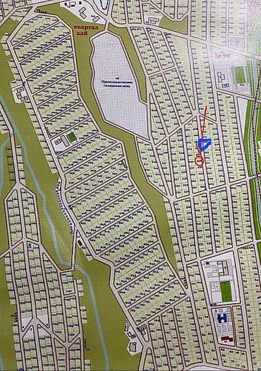 половина участка: 6 соток, Для строительства, Красная книга — 3