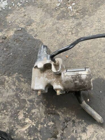 запчасти на тойота калдина в бишкеке: Toyota Prius 20 главный тормозной цилиндр, Тойота Приус 20 главный — 2