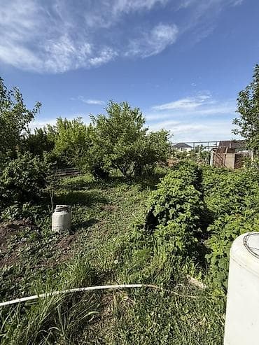 нижный ала арча: Продается дом в центре г. Каракол, в «золотом квадрате», по ул — 6