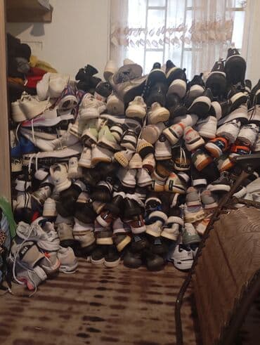 продам обувь: Представляем ассортимент разнообразной обуви, включающий кроссовки — 4