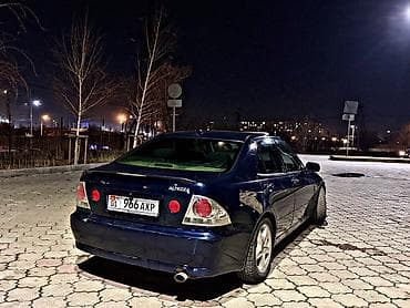 Toyota Altezza: 2000 г., 2 л, Автомат, Бензин, Седан