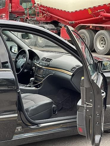 сефиро капот: Mercedes-Benz E-Class: 2005 г., 3.5 л, Бензин, Седан — 6