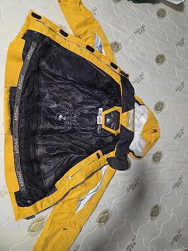 Зимний спорт: Горнолыжный костюм фирма Spyder, размер 44-46, б/ у в хорошем — 4