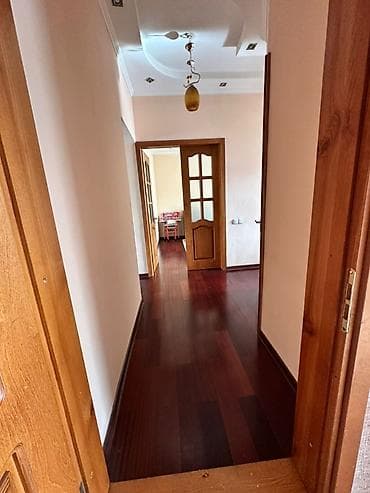 нижний джал квартиры: 3 комнаты, 75 м², 105 серия, 7 этаж — 5