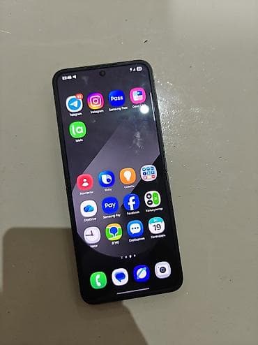 iphone 10 x: Samsung Z Flip, цвет - Серый — 2