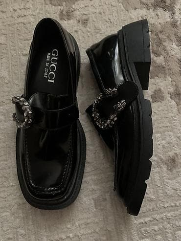 кыргыз кийимдер: Лоферлер, 38, Gucci, Жаңы, түсү - Кара, Акылуу жеткирүү, Өзү алып кетүү — 2
