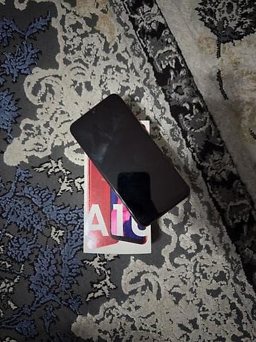 аудио интерфейс: Samsung Galaxy A10, Колдонулган, 32 ГБ, түсү - Кызыл, 2 SIM — 1