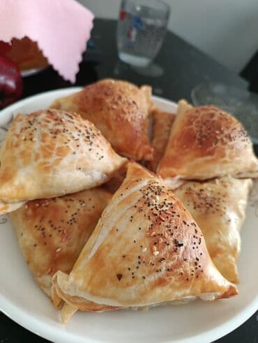 ищу работу в каракол: Требуется повар восточной кухни в Грузию — 1