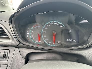 Транспорт: Chevrolet Spark: 2019 г., 1 л, Автомат, Бензин, Хетчбек — 6
