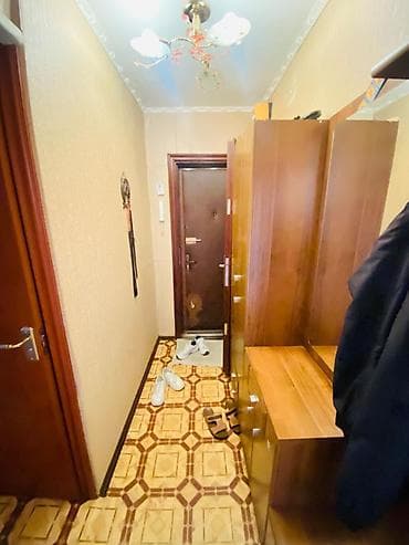 продажа квартир трёхкомнатных: 3 комнаты, 58 м², 104 серия, 1 этаж, Косметический ремонт — 7