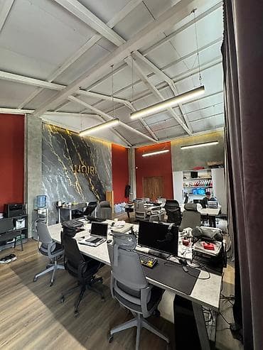 офисы сдаю: Аренда офисов, 80 м², 1 линия — 5