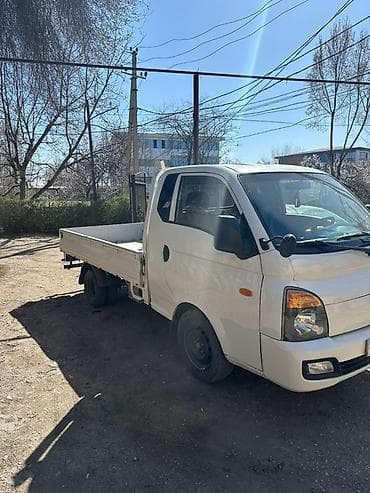 li 7 pro: Легкий грузовик, Hyundai, Стандарт, 3 т, Б/у — 2