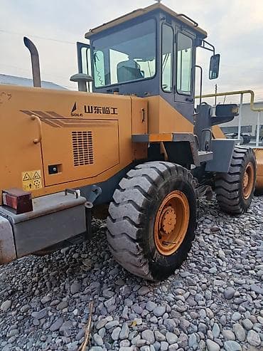 mersedes e212: Погрузчик, 2008 г., Колесный, Фронтальный — 10