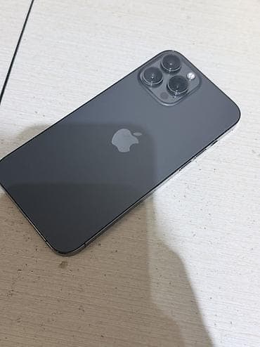 IPhone 13 Pro Max, Б/у, 128 ГБ, Black Titanium, 77 %