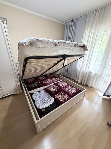 Спальный гарнитур, Б/у, Двуспальная кровать, Белоруссия, ДСП, цвет - Бежевый