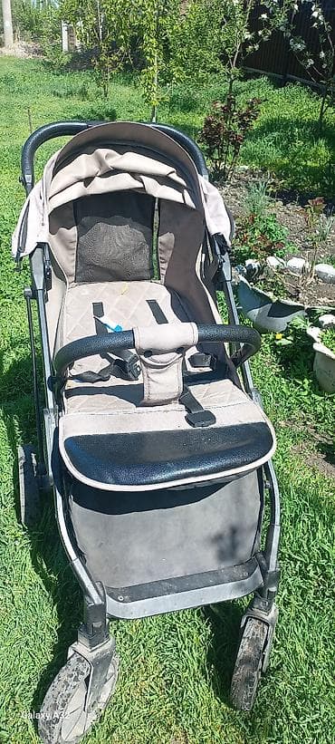 Коляскалар: Прогулочная коляска InnoBaby (надпись на раме) серо-бежевого цвета — 3