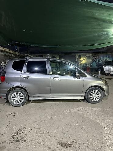 mini kooper: Honda Fit: 2004 г., 1.3 л, Автомат, Бензин, Хэтчбэк — 2