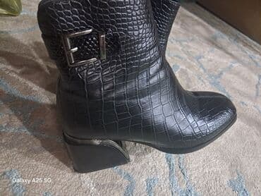 футбольные буцы: Сапоги, 37, ADI, Новый, цвет - Черный, Платная доставка — 1