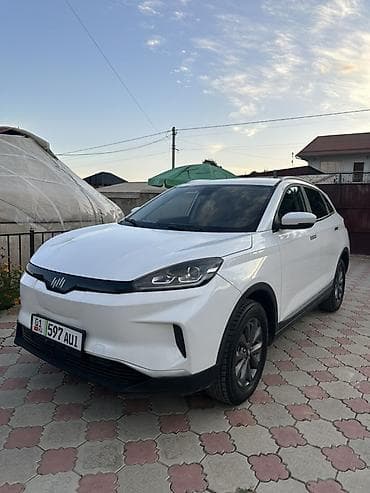 Weltmeister EX5, 2020 г., 45000 км, Передний