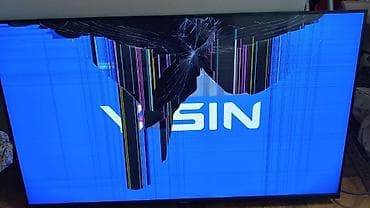 Телевизор yasin 43" продаю телевизор ребенок уронил со стены на стол