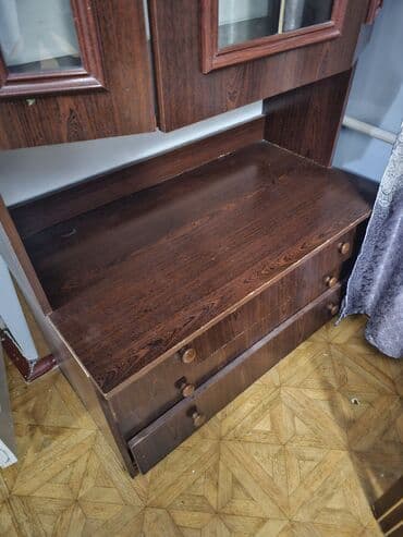 колор: Сервант, Б/у, ЛДСП — 2