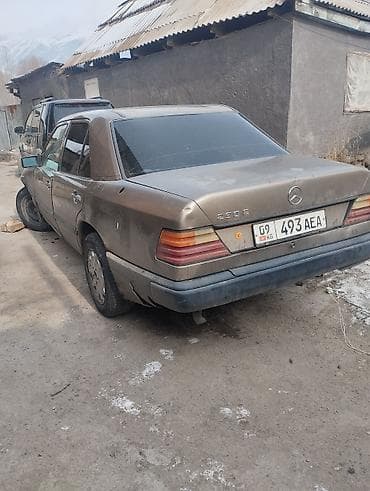 mazda 323 авто: Mercedes-Benz W124: 1989 г., 2.3 л, Механика, Бензин, Седан — 6