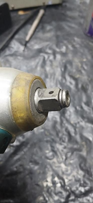 Мебель: Аккумуляторный ударный гайковерт Makita DF331Dв идеальном состоянии — 1