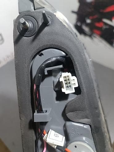 Автохимия: Фонарь крышки багажника HYUNDAI SONATA LF G4NA 2019 задн. прав. (б/у) — 2