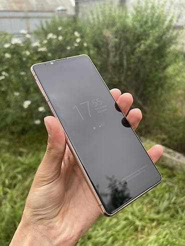 xperia 5 iii: Sony Xperia 5 III, Б/у, 128 ГБ, цвет - Розовый, 1 SIM — 2