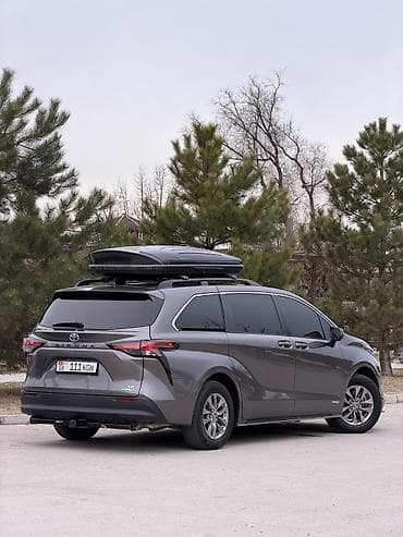 lexus es: Toyota Sienna: 2021 г., 2.5 л, Гибрид, Минивэн — 3