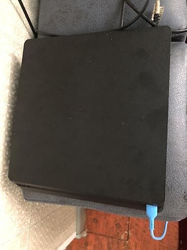 Техника жана электроника: Игровая приставка Sony PlayStation 4 Slim (чёрная) Комплектация: - — 2