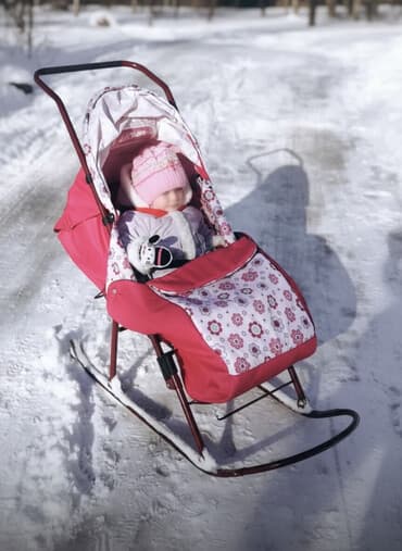 купить рогатку для охоты: Санки - коляска розовые в отличном состоянии 4200сом. Санки синие со — 1