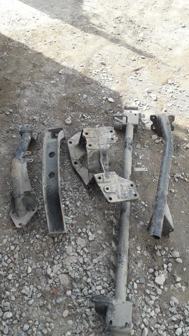 авто не рабочий: Грузовик — 1