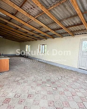 тогуз булак: 🏠Продается дом в с. Сокулук, верхняя зона 🟡Комнаты: 3 🟡Участок: 3 — 2