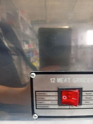 консольный кран: Промышленная электромясорубка «12 Meat Grinder» - Производительность — 2