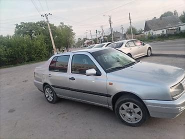 zuumav k7: Volkswagen Vento: 1996 г., Бензин, Седан — 3