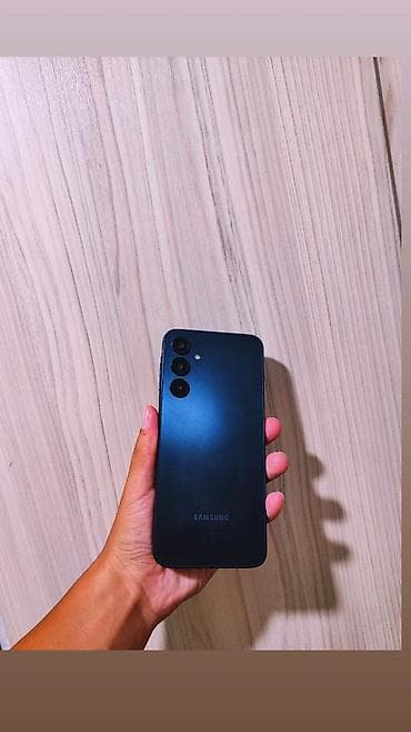 Samsung Galaxy A16, Б/у, 256 ГБ, цвет - Голубой, 1 SIM, 2 SIM