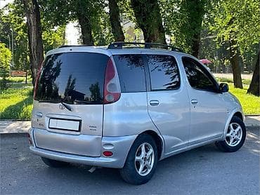 corolla 2004: Toyota Yaris Verso: 2001 г., 1.3 л, Механика, Бензин, Универсал — 2