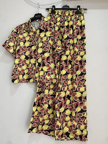 белый пуховик: Женский комбинезон Nocturne + летний комплект с шортами (бабочки) 1) — 8