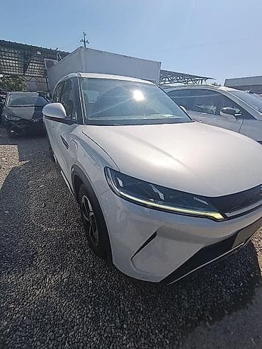 BYD: BYD Yuan Up: 2024 г., Робот, Электромобиль, Хэтчбэк — 2