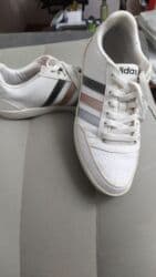 искры для обуви: Кроссовки, 39, Adidas, Б/у, цвет - Белый, Самовывоз — 2