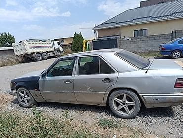 ручка е34: Mercedes-Benz E-Class: 1993 г., 2 л, Механика, Бензин, Седан — 3