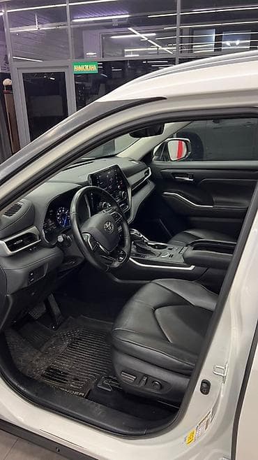 5: Toyota Highlander: 2020 г., 2.5 л, Гибрид, Кроссовер — 7
