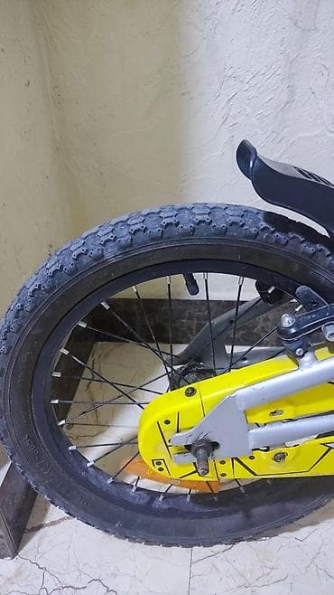 Толокары: Яркий детский велосипед Stern Robot 16" в серебристо-желтой расцветке — 2