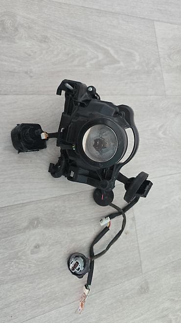 Передняя правая фара Toyota 2022 г., Б/у, Оригинал, Япония